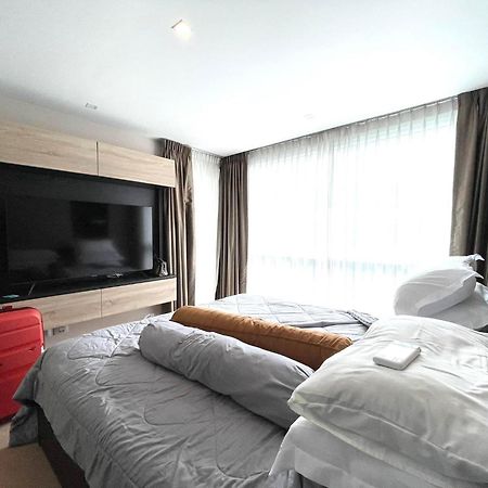 2 Bedrooms Near Pattaya Beach Exterior foto