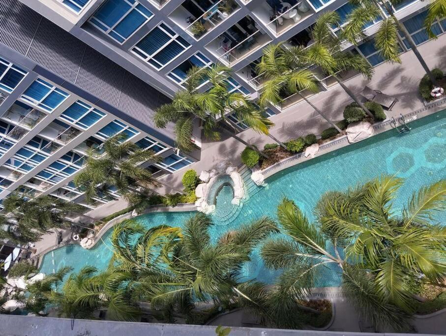 2 Bedrooms Near Pattaya Beach Exterior foto
