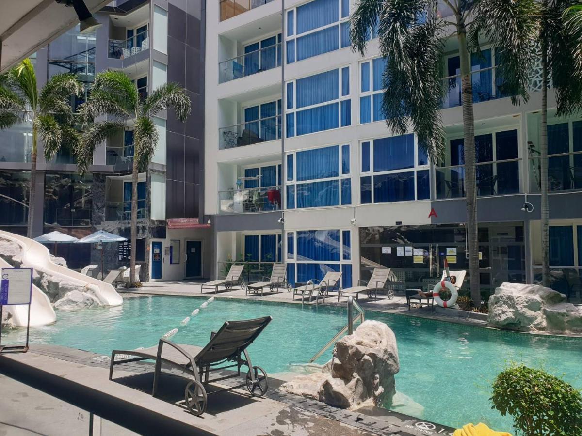 2 Bedrooms Near Pattaya Beach Exterior foto