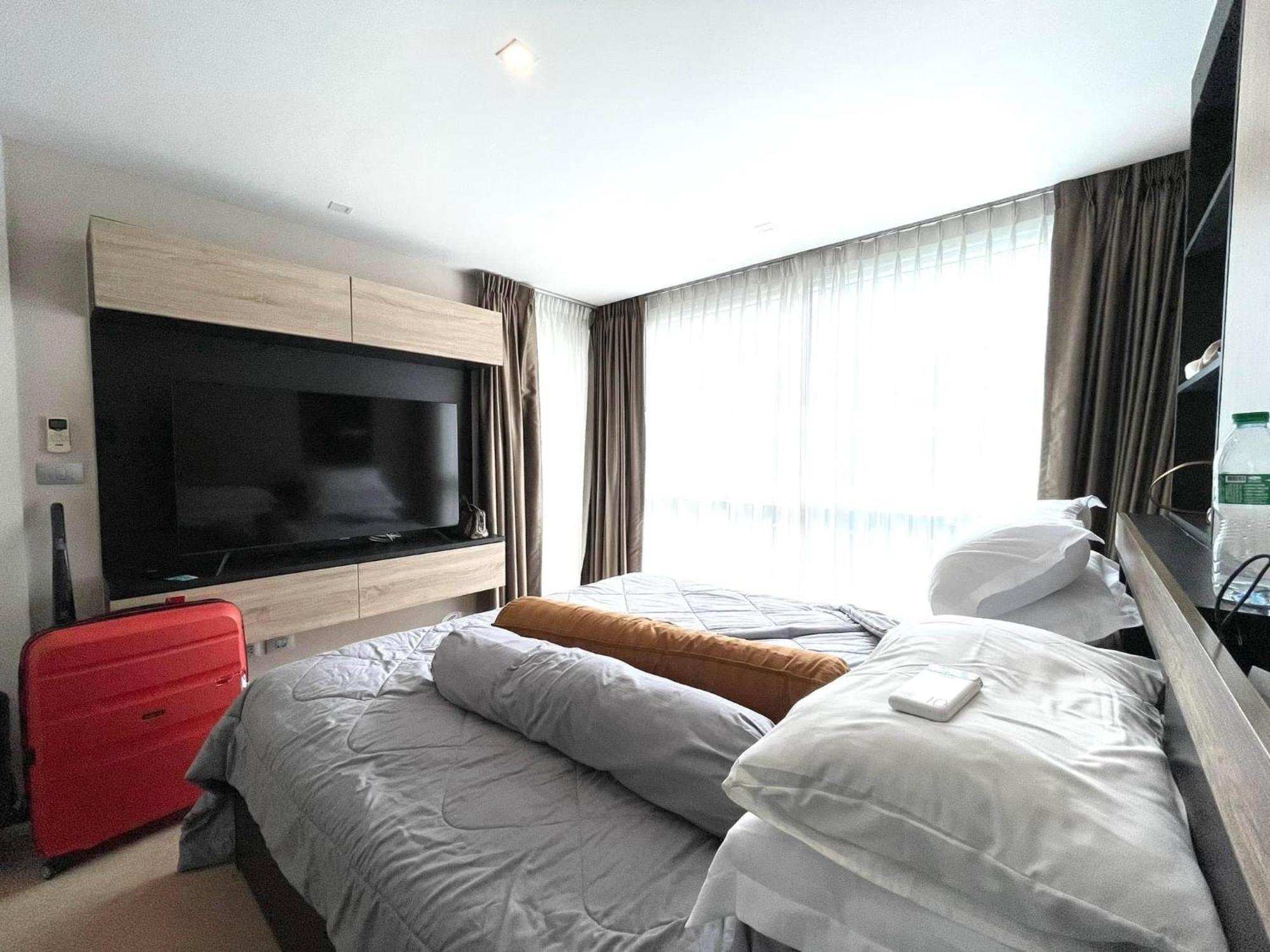 2 Bedrooms Near Pattaya Beach Exterior foto